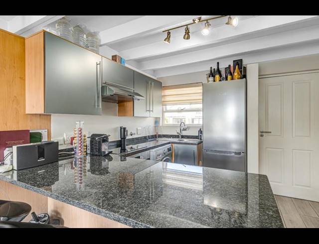 2 BEDROOM APARTMENT FOR SALE IN SANDTON CITY